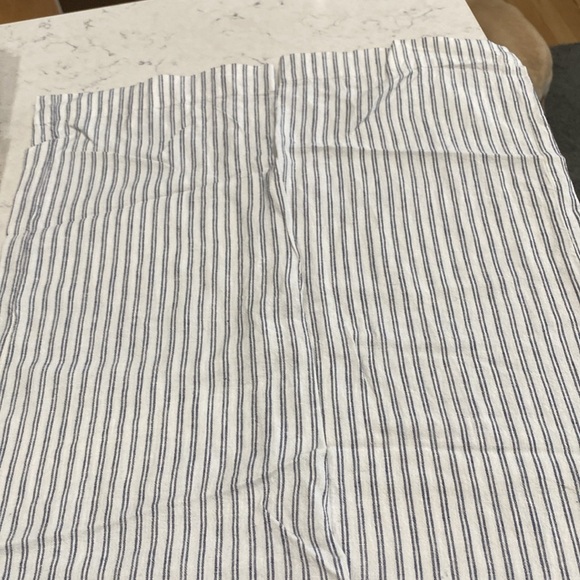 Laundry Pants - Picture 10 of 12